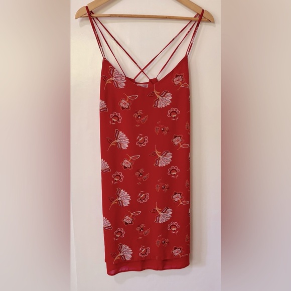 Streetwear Society| Red Floral X-Back Spaghetti Strap Mini Sheath Dress Sz M - Picture 4 of 5